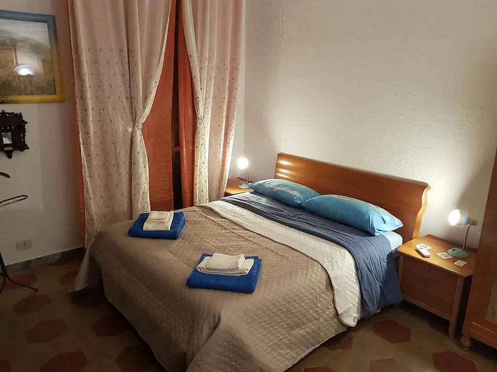 Robta'S Dream Home Rome Apartment